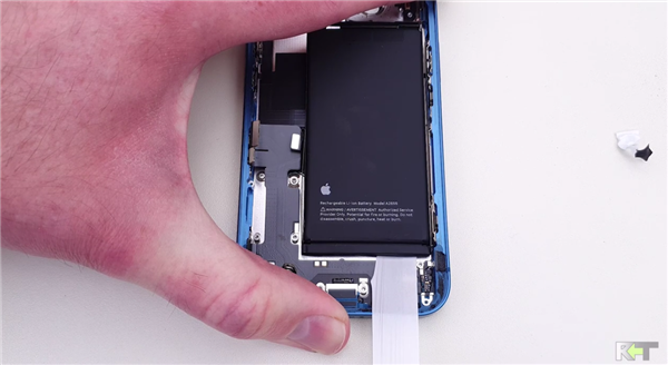 iPhone 13四款型号电池容量揭晓：相比苹果12确实大提升！