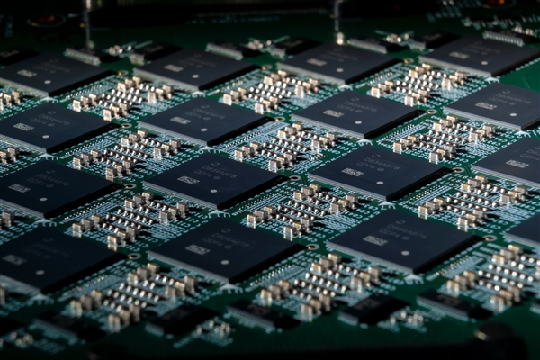 4 EUV工艺首发、100万神经元！Intel发布二代神经拟态芯片Loihi 2