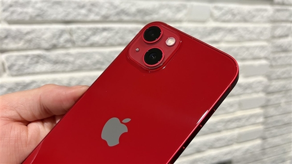 iPhone 13/13 mini DxOMark相机成绩公布：双摄反超三摄iPhone 12 Pro