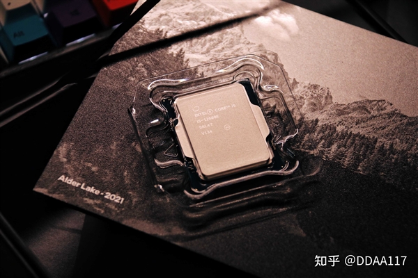 12代酷睿、DDR5内存正式版首曝：两个小翅膀