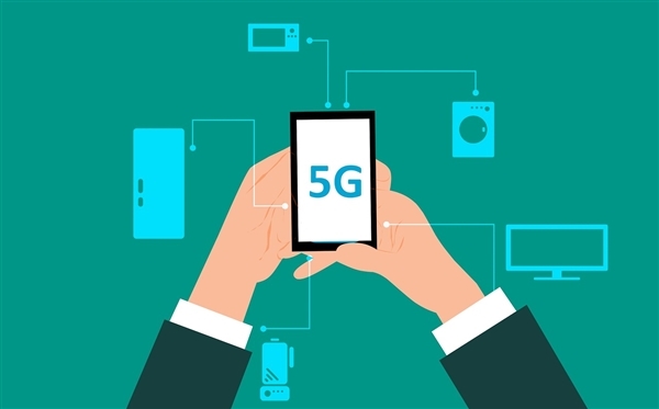 2021年中国5G手机出货2.66亿部 5G终端用户逼近5亿升