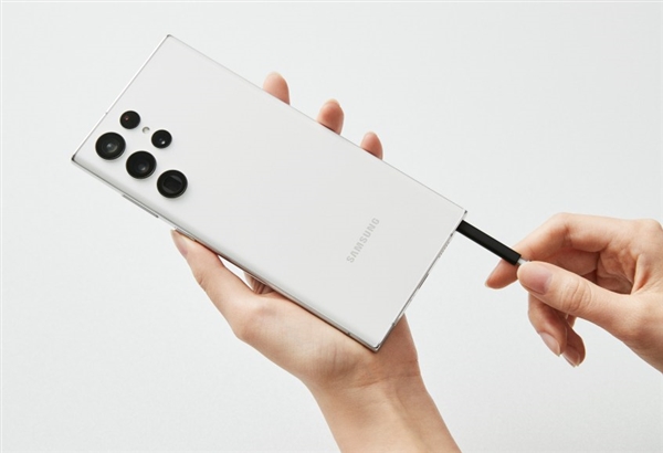 进一步看齐苹果:三星确认A系和M系机型不会标配充电器