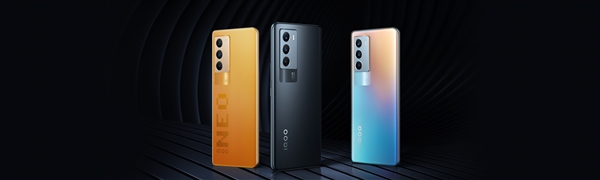 骁龙8终于不热了!新一代驯龙高手iQOO Neo6曝光:采用OLED直屏