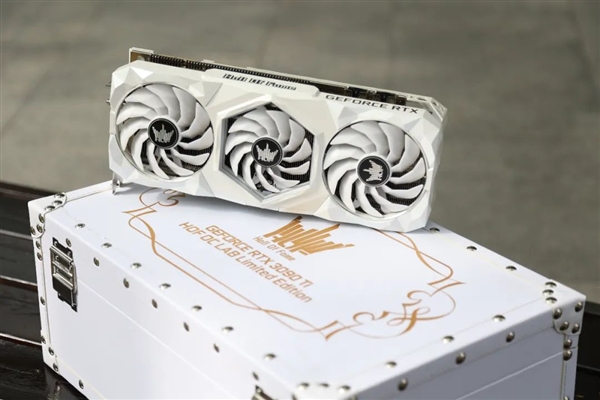 卡皇中的卡皇!影驰RTX 3090 Ti名人堂开卖:1600W供电
